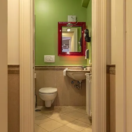 Oasis Centre דירה *